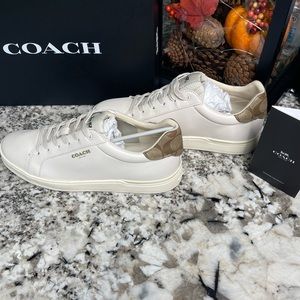 Coach leather low top shoes